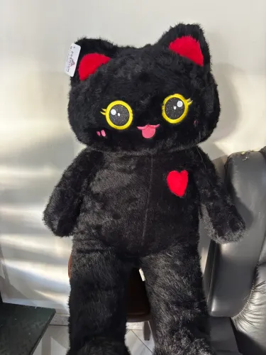 Gato de pelúcia gigante