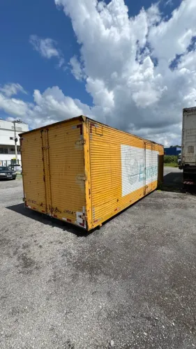 Baú para caminhão toco - 7,00m comprimento