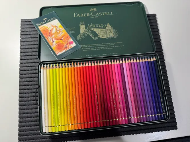 Lápis de Cor Faber-Castell Polychromos 120 Cores - Novos, Nunca Usados - Lata Original