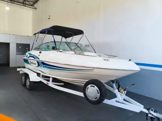 LANCHA FOCKER 190 STYLE MOTOR YAMAHA 115 HP 4 TEMPOS ANO 2006