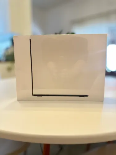 MacBook Air M5 16RAM/512GB
