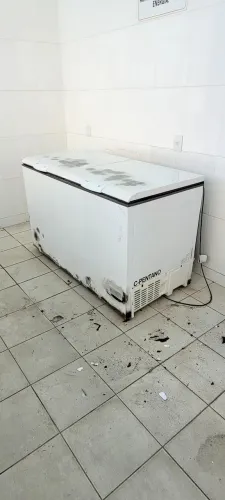 Envelopamento em geral /plotagem e diversos modelos de adesivos