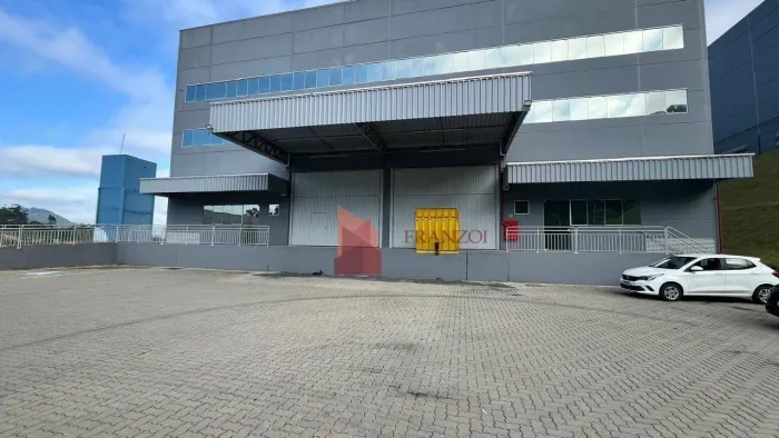 ALUGUEL: ARMAZÉM LOGÍSTICO 1900 METROS NA BR-470 EM INDAIAL