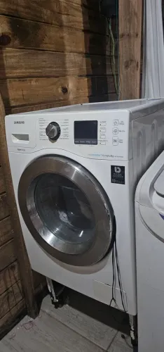 Lava e seca