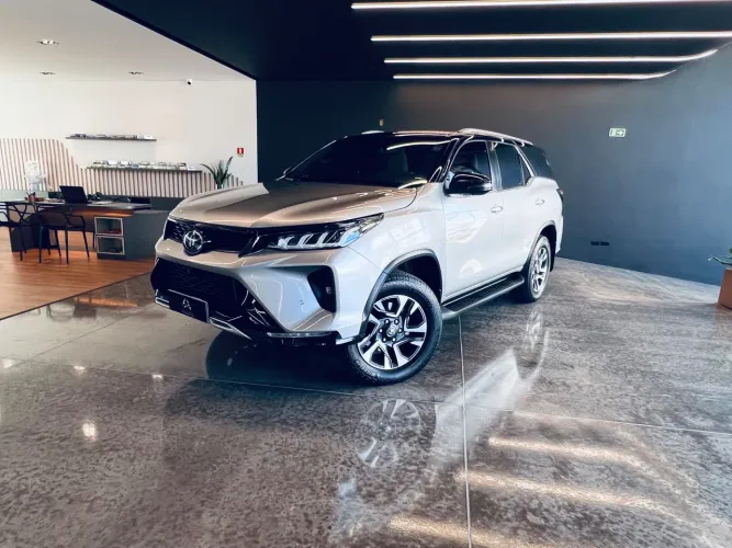 Toyota Hilux SW4 SRX Diamo. 4X4 2.8 TB DIE AUT 2022