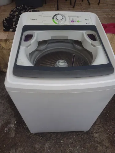 Vendo máquina Consul 14 kg funcionando tudo.