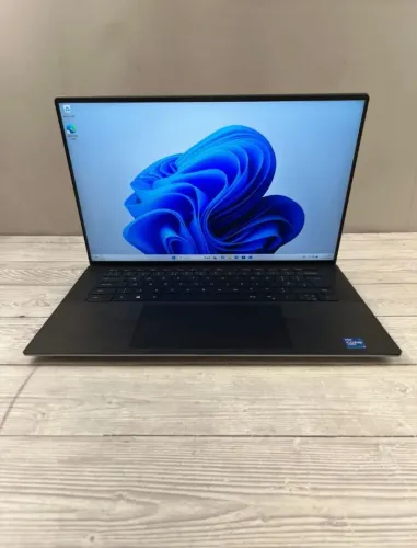 Dell Precision 5560 Workstation | 32 GB RAM | SSD NVMe 500 GB | Placa de vídeo 4 GB