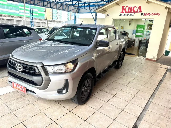 Toyota Hilux CD SR 4X4 2.8 TDI Diesel Aut. 2023