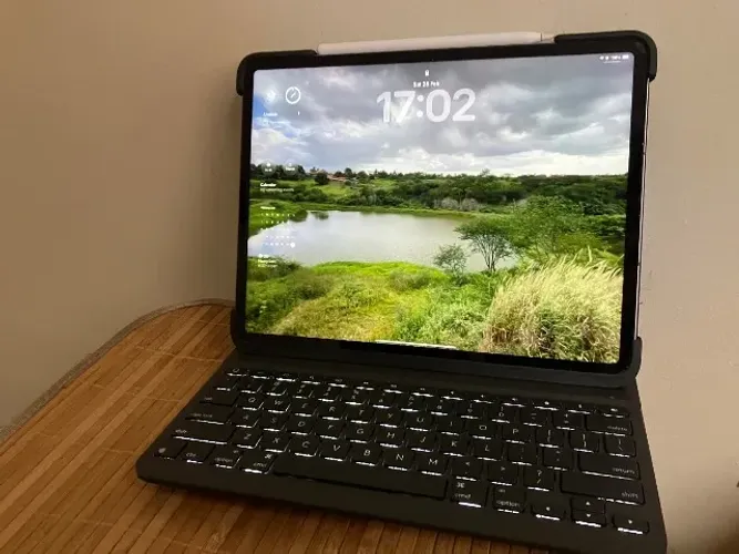 iPad Pro M2 5g + 512gb completo Apple Pencil e capa teclado logitech