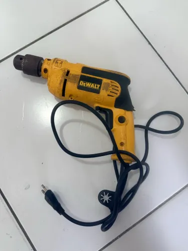 Furadeira D Walt DWD 502