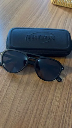 VENDO OCULOS TRITON PRETO