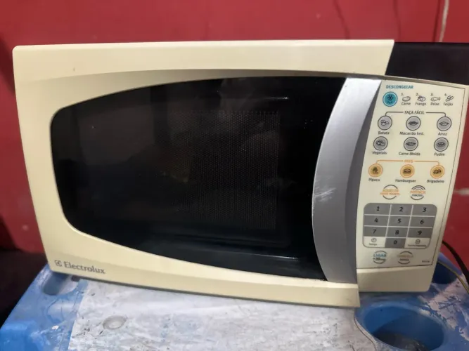 Microondas Electrolux 20 litros