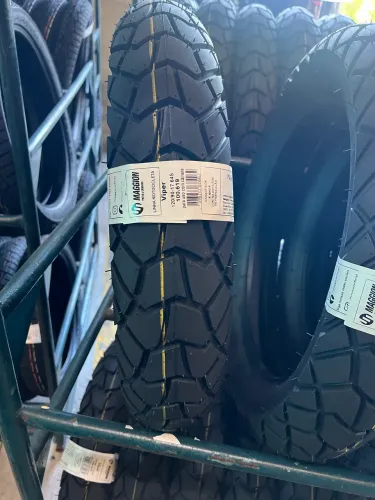 Pneu traseiro de Xre , lander