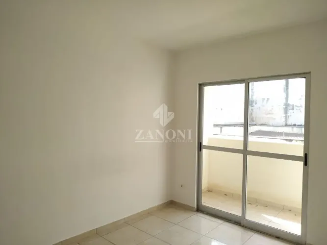 Locação de Apartamentos / Padrão na cidade de Maringá