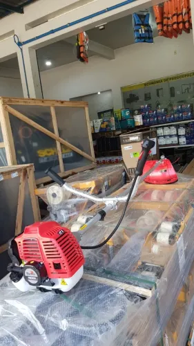 Roçadeira Lateral a Gasolina 52cc - 2HP