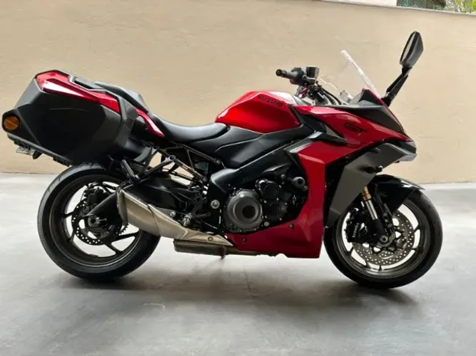 SUZUKI / GSX - S1000GT
