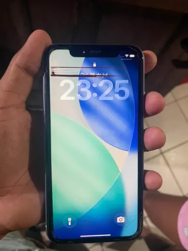 iPhone 11 64 gb , pequena mancha na tela
