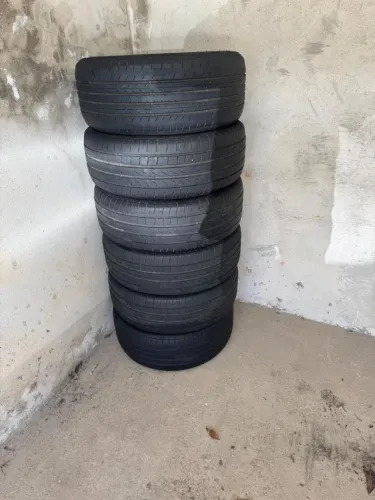 Pneus originais do corolla 