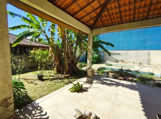 Excelente Oportunidade em Pedra de Guaratiba | Terreno de 800 m² com Duas Casas