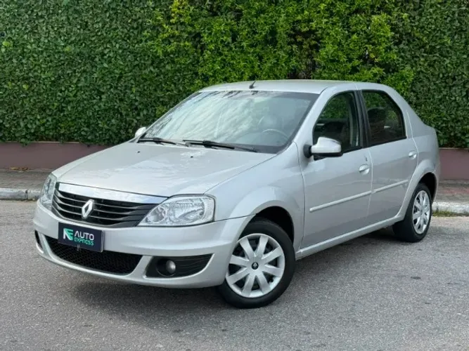 Renault Logan Expression Hi-flex 1.6 8V 4P 2013
