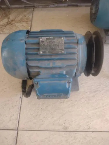 Motor Weg A22 Plus 3,0 CVN 220/380V