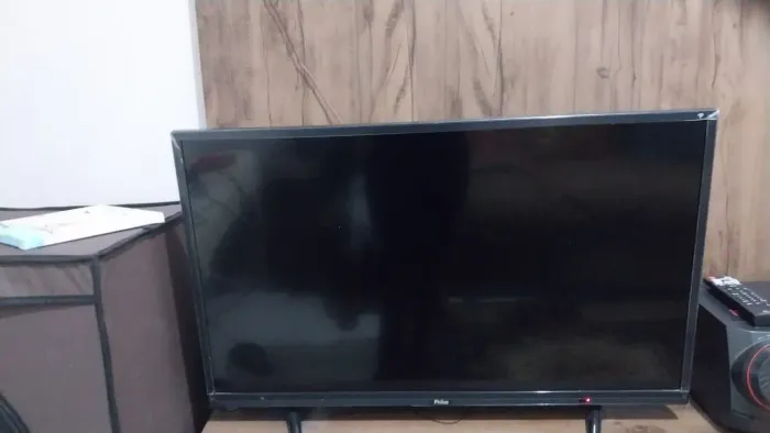 Vendo uma tv. Smart. Philco semi nova *