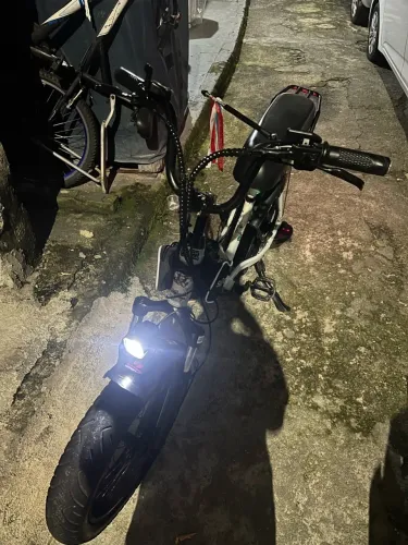 Vendo bike elétrica lev cruiser