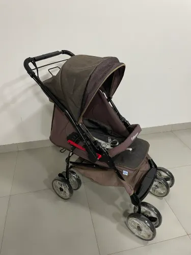 Carrinho de bebê galzerano