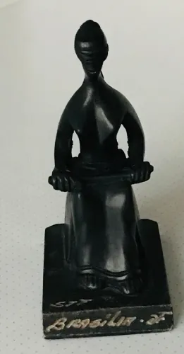 Estatueta da Justiça - STF - em resina - lembrança de Brasília - DF