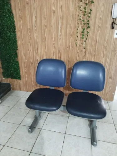 Cadeira longarina 2 lugares em ferro