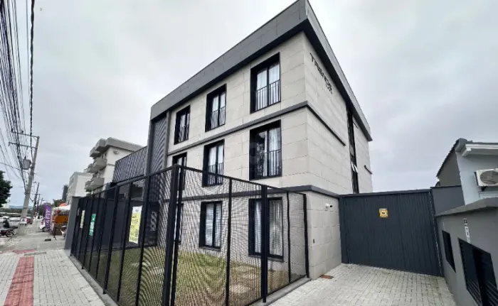 LOFT MOBILIADO PARA LOCAÇÃO - CENTRO DE TUBARÃO/SC
