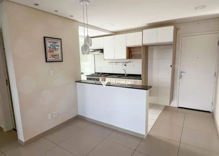 Apartamento com 2 quartos, 60 m² - venda por R$ 350.000 ou aluguel por R$ 2.556/mês - Camp