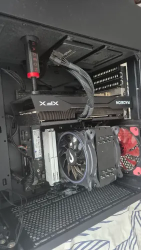 PC Gamer I5 13 RX 9060XT