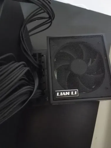 Fonte lian li 1300w Platinum 