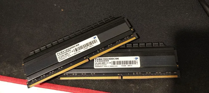 Kit Memória RAM 2x8GB 16GB 4000MHz Cl19