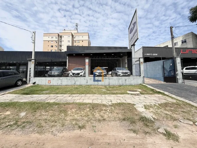 Pavilhão com 400m² no bairro Atuba