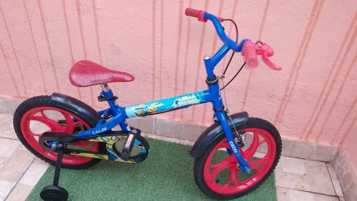Bicicleta aro 16 Caloi Spiderman semi nova