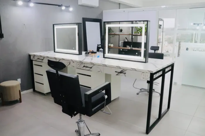 Bancada para maquiagem ou salão de beleza - 4 lugares - PREÇO BAIXO 