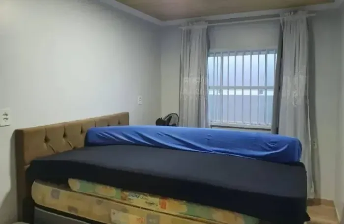 Vendo casa em Rio branco Cariacica