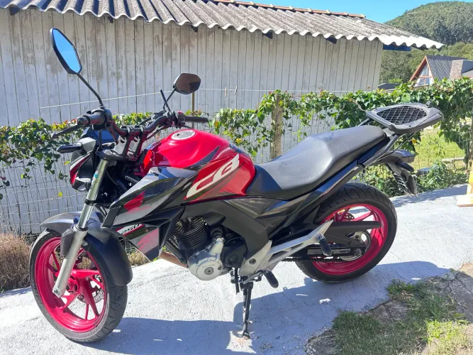 HONDA CB 250 TWISTER 2020