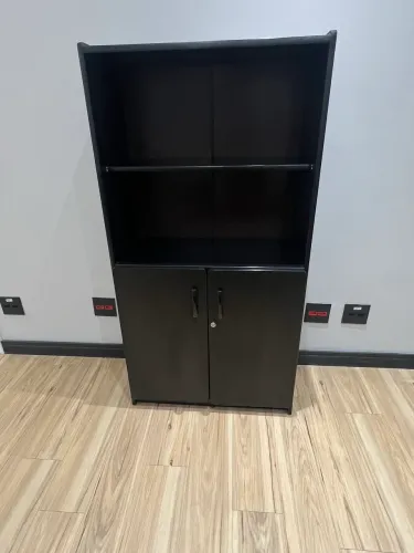 Vende-se armário