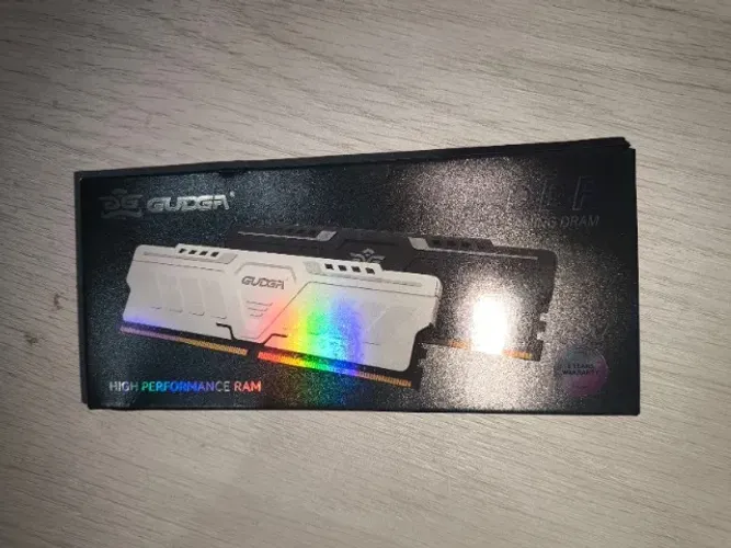 LACRADO Memória RAM 8GB DDR4 3200MHZ Branca