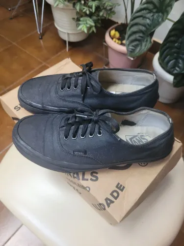 Tênis Redley n°39 por apenas 49 reais 