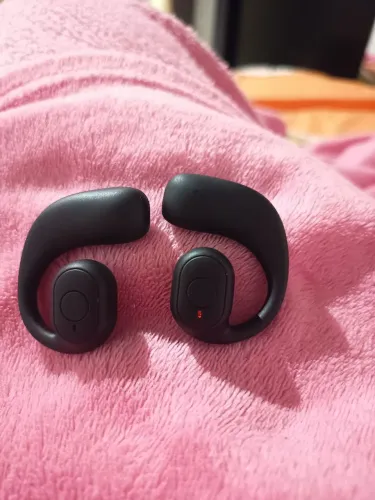 Fone esportivo via bluetooth novo, nunca usado