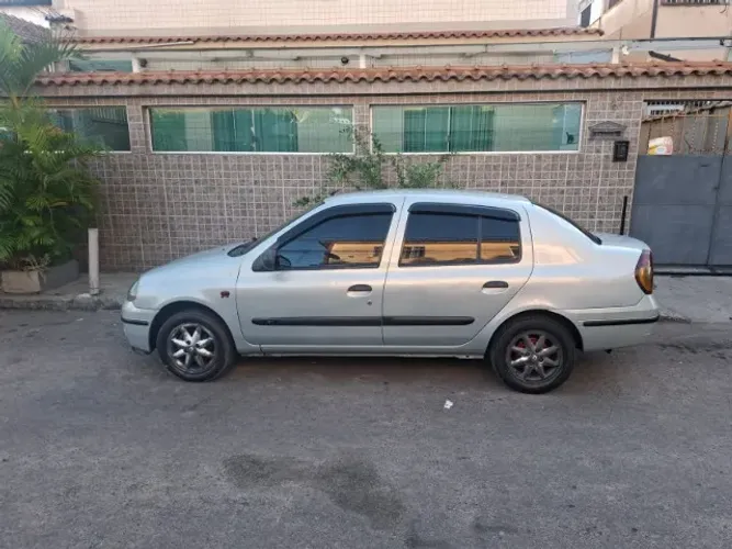 Renault Clio RT/ Privil. 1.0/1.0 Hi-power 16V 5P 2002