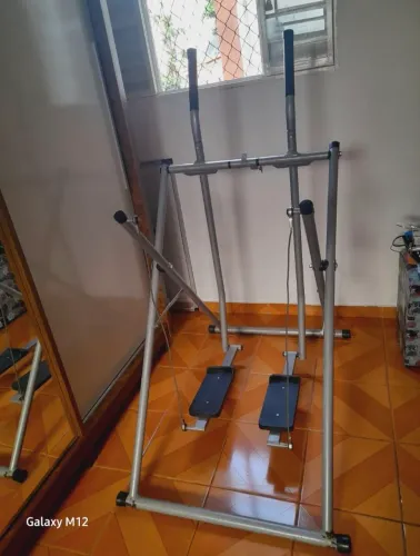 APARELHO DE GINASTICA
