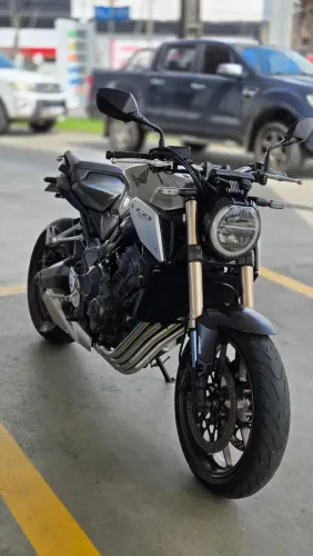 CB 650R Neo Sports Café 2020