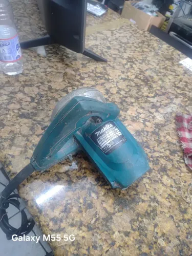 MAKITA 220 VOLTS PERFEITA 290.00