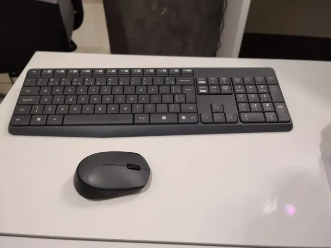 Kit Headset Gamer Pichau + Teclado e Mouse Sem Fio Logitech