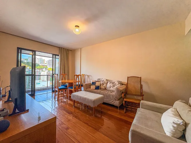 Apartamento com 3 dormitórios à venda, 120 m² por R$ 750.000,00 - São Mateus - Juiz de For